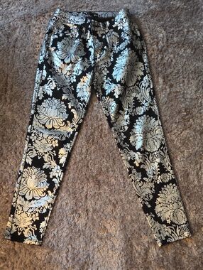 VENUS Black and White Damask Print Jeans